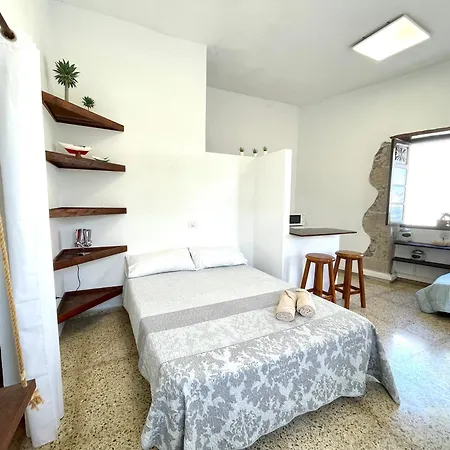 El Del Cubo אכסניה San Juan de la Rambla