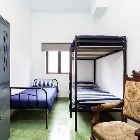 Hostel El Del Cubo *